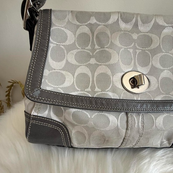 Coach bag - Picture 2 of 7